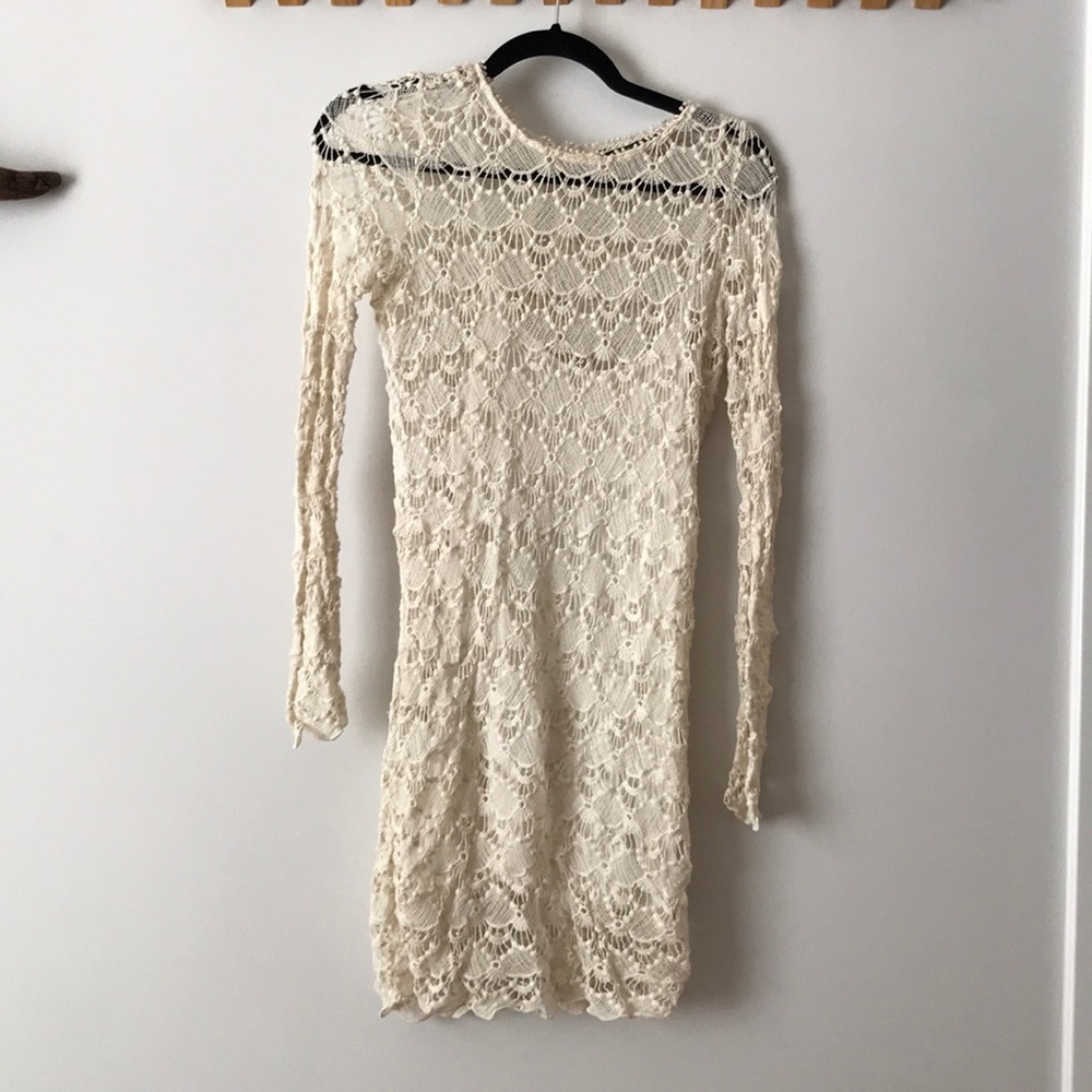 Zara long sleeve off white dress